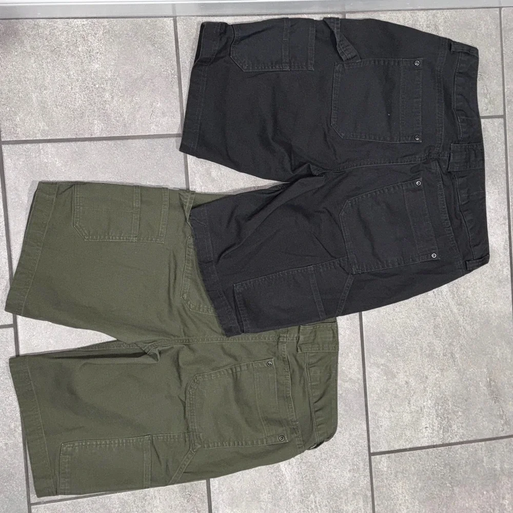 Duluth Trading Co CurveSetter Shorts Womens 10 Grey Green Lot 2 EUC Stretch - Picture 3 of 10